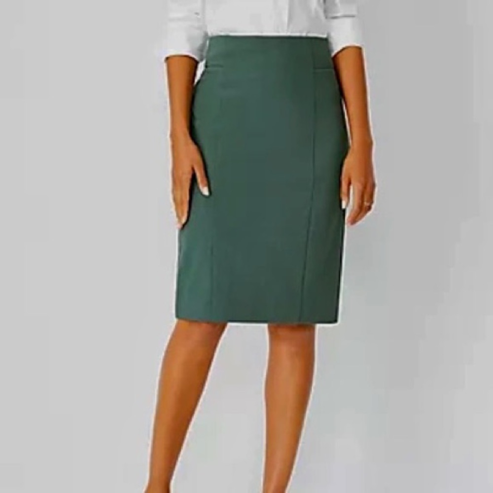 Ann Taylor Green Pencil Skirt